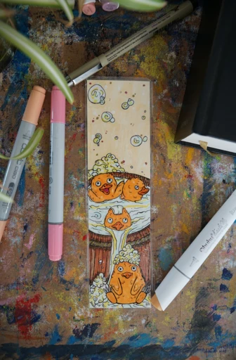 "Bath time" - zeitgenössisches Kunstwerk auf einem Lesezeichen.